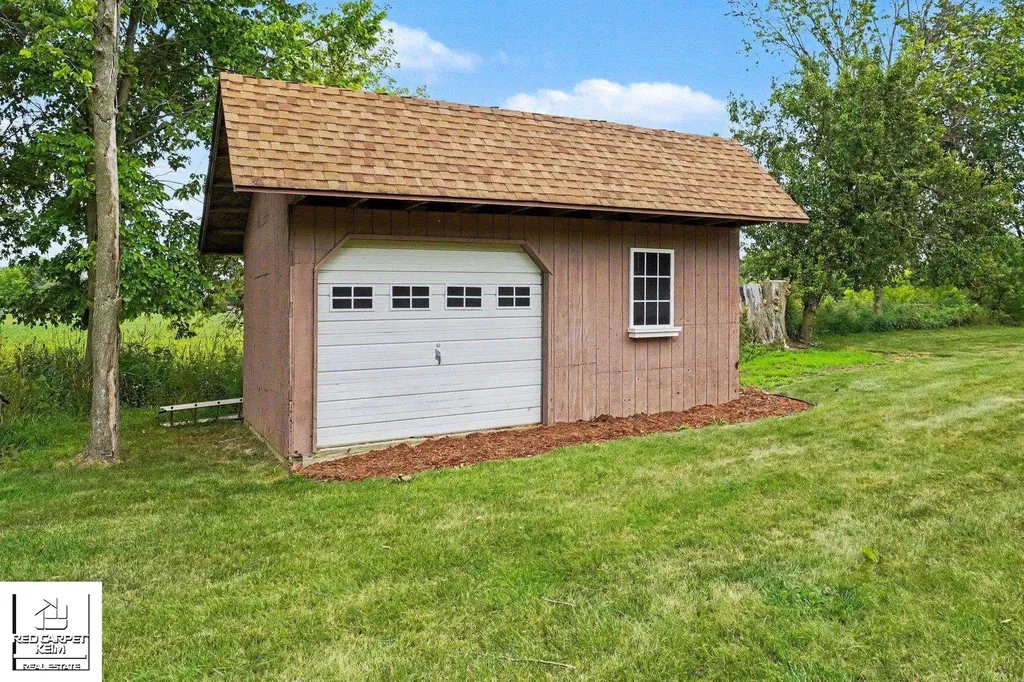 4425 N Henderson Road Richfield Township MI 48423