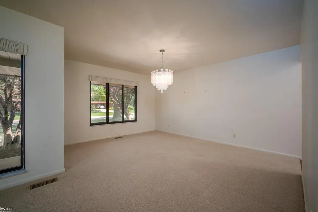 9394 Oakmont Oakmont Drive Unknown City MI 48439
