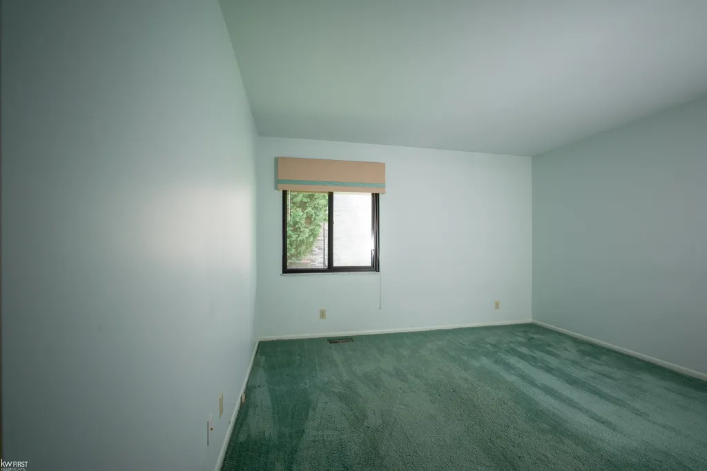 9394 Oakmont Oakmont Drive Unknown City MI 48439