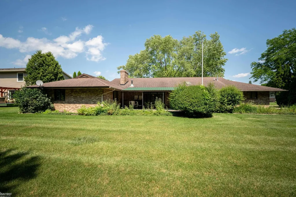 9394 Oakmont Oakmont Drive Unknown City MI 48439