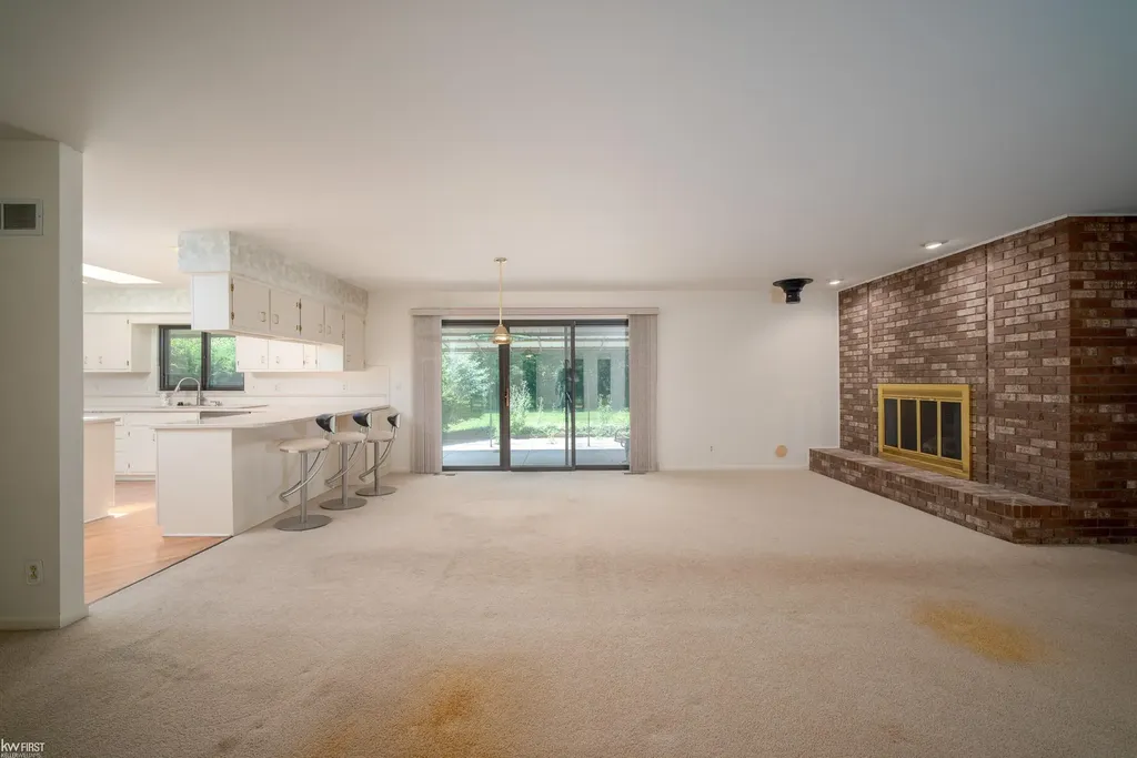 9394 Oakmont Oakmont Drive Unknown City MI 48439