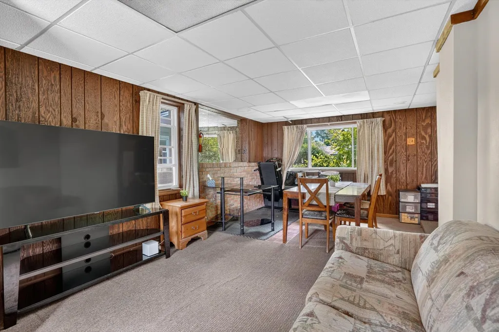 1966 Phillips Avenue Delhi Charter Township MI 48842