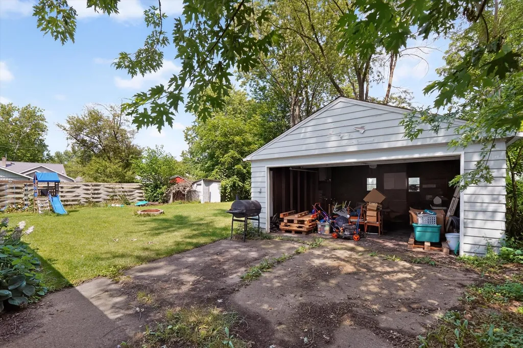 1966 Phillips Avenue Delhi Charter Township MI 48842