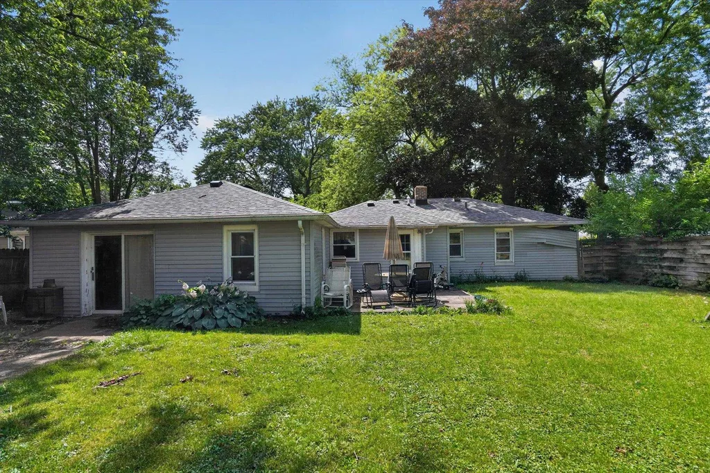1966 Phillips Avenue Delhi Charter Township MI 48842