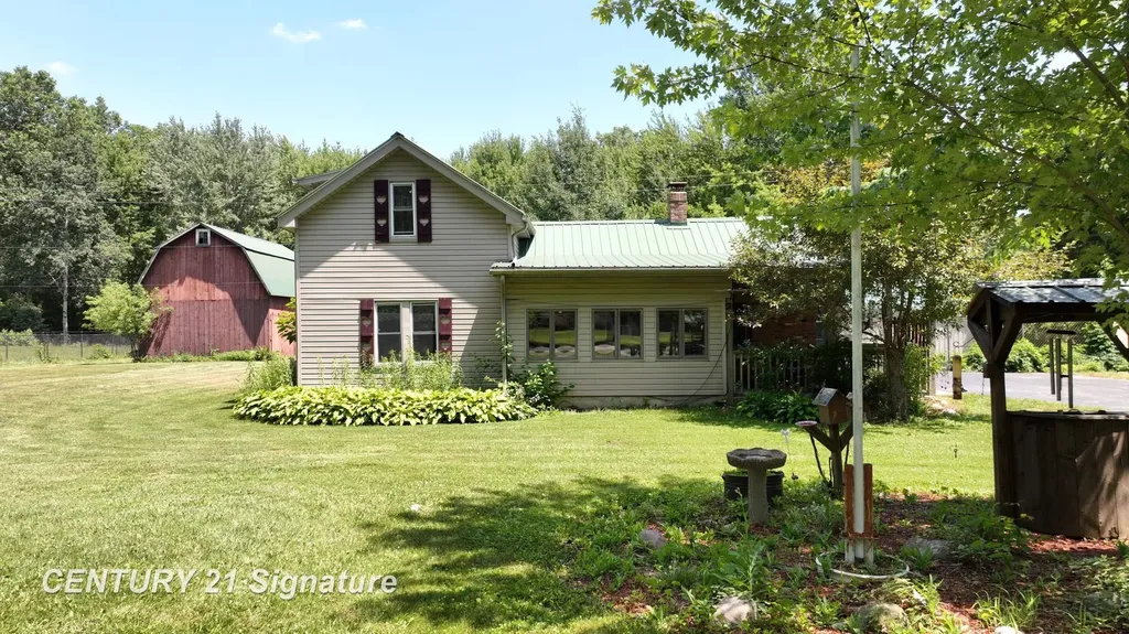 12164 N Elms Road Vienna Charter Township MI 48420