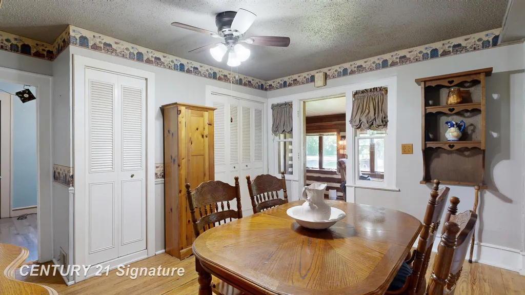12164 N Elms Road Vienna Charter Township MI 48420