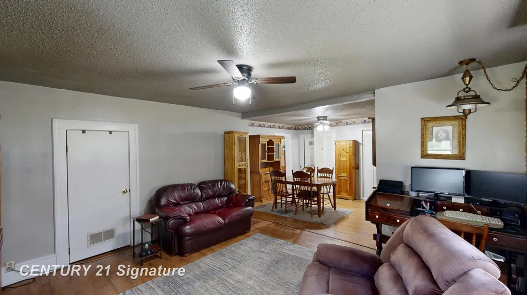 12164 N Elms Road Vienna Charter Township MI 48420