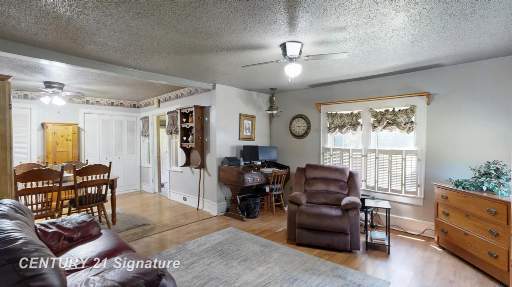 12164 N Elms Road Vienna Charter Township MI 48420