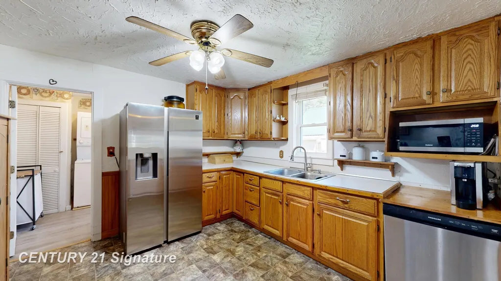 12164 N Elms Road Vienna Charter Township MI 48420