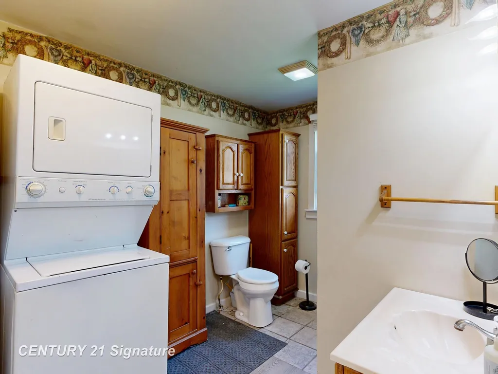 12164 N Elms Road Vienna Charter Township MI 48420
