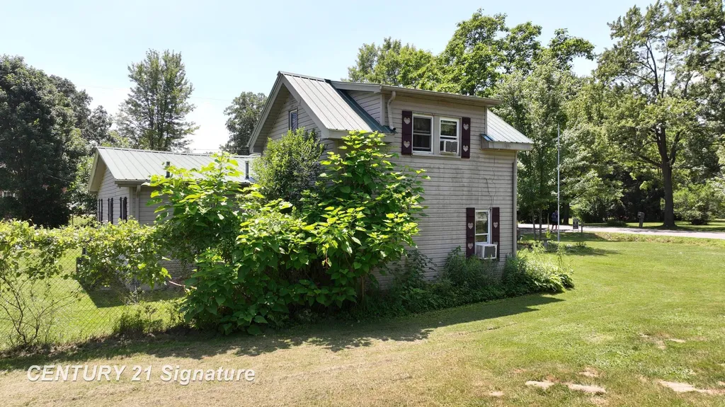 12164 N Elms Road Vienna Charter Township MI 48420