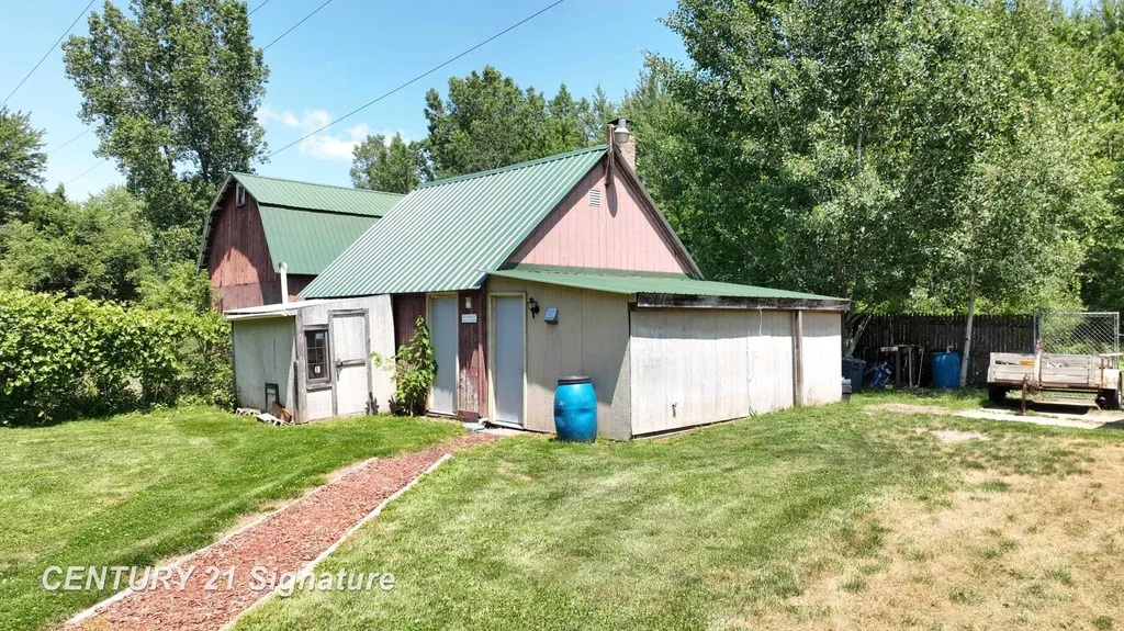 12164 N Elms Road Vienna Charter Township MI 48420