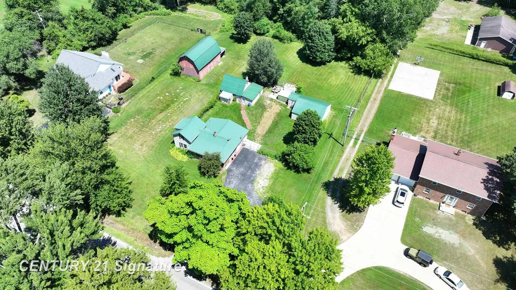 12164 N Elms Road Vienna Charter Township MI 48420