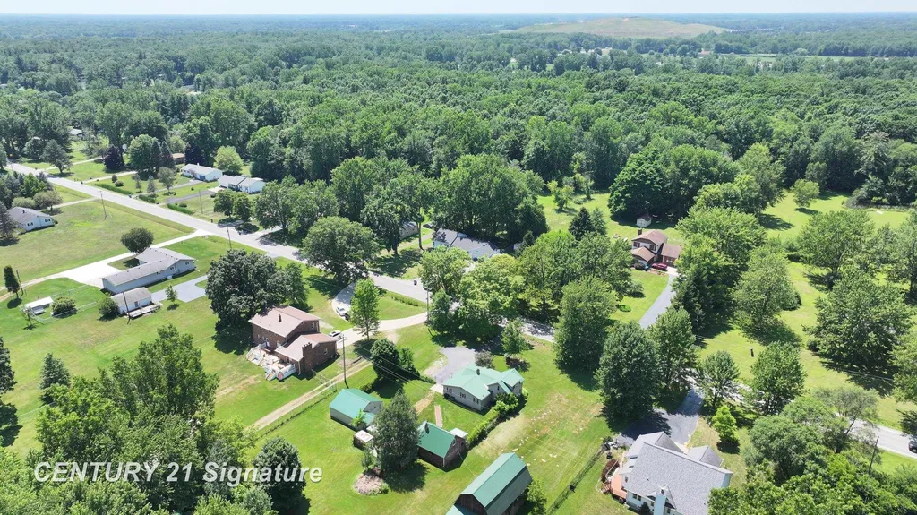 12164 N Elms Road Vienna Charter Township MI 48420