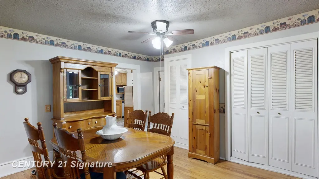 12164 N Elms Road Vienna Charter Township MI 48420