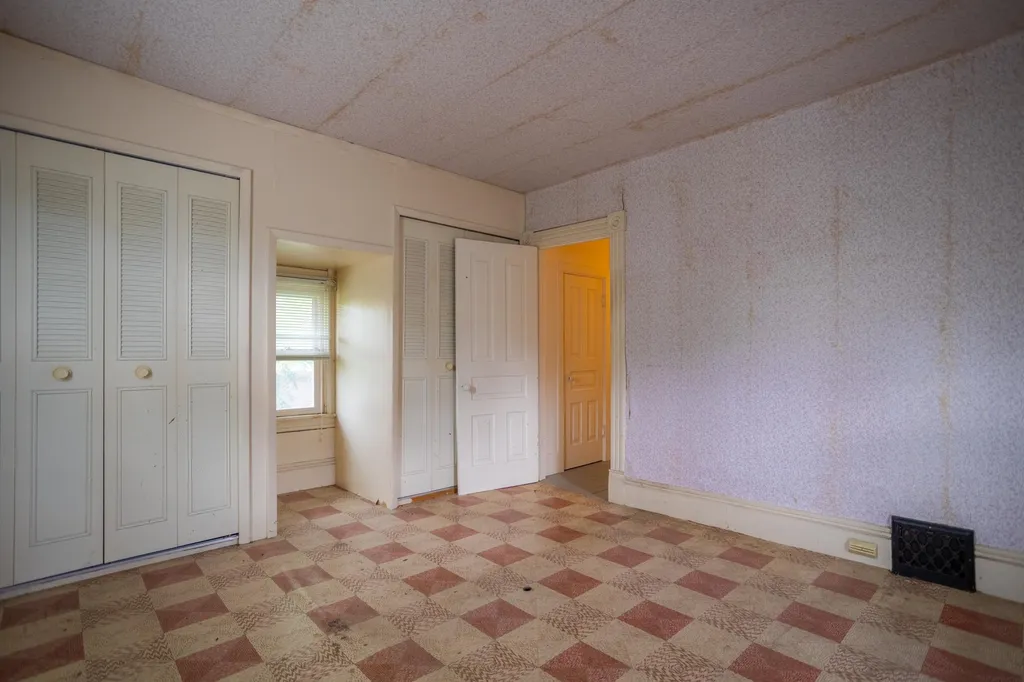 526 E Williams Street Owosso City MI 48867