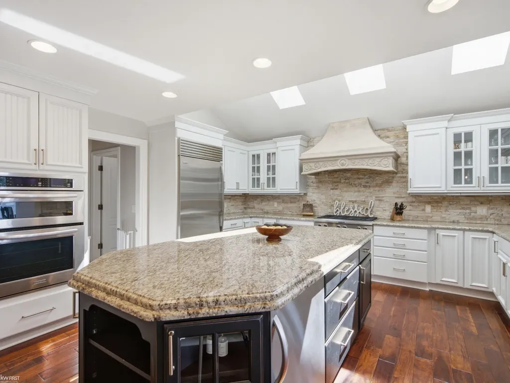 7511 Greene Haven Drive Independence Charter Township MI 48348