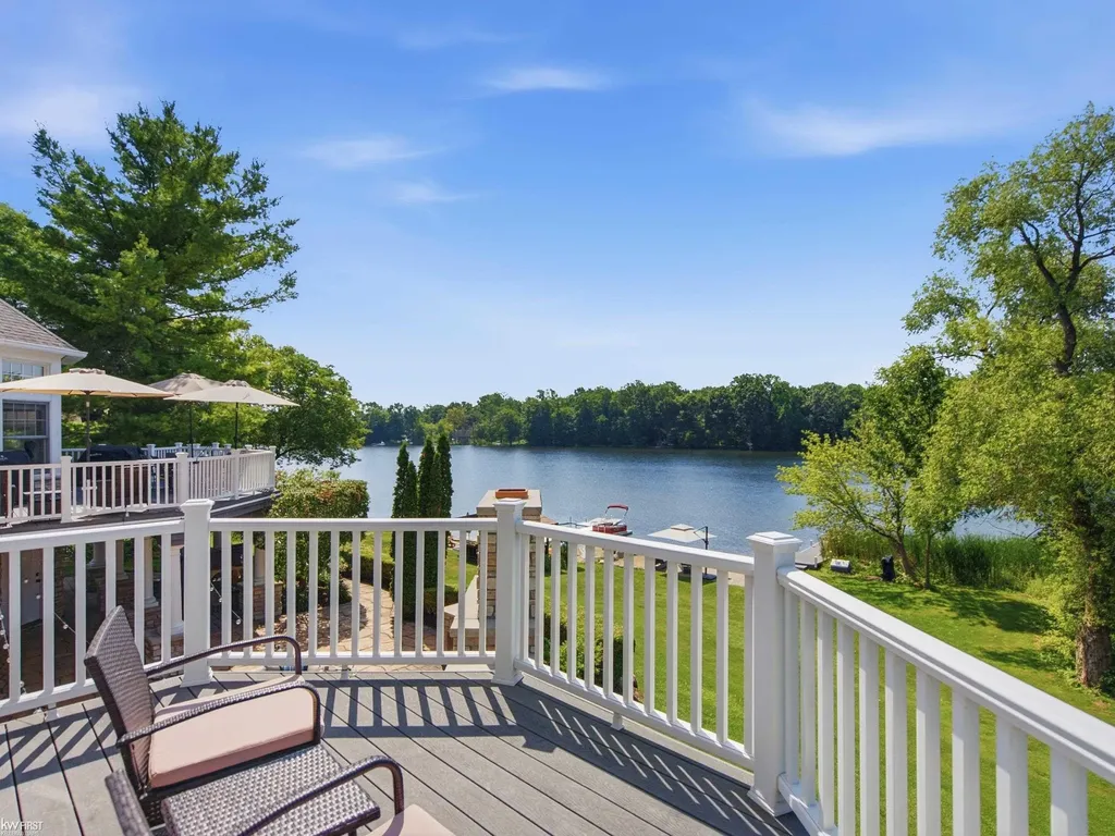 7511 Greene Haven Drive Independence Charter Township MI 48348
