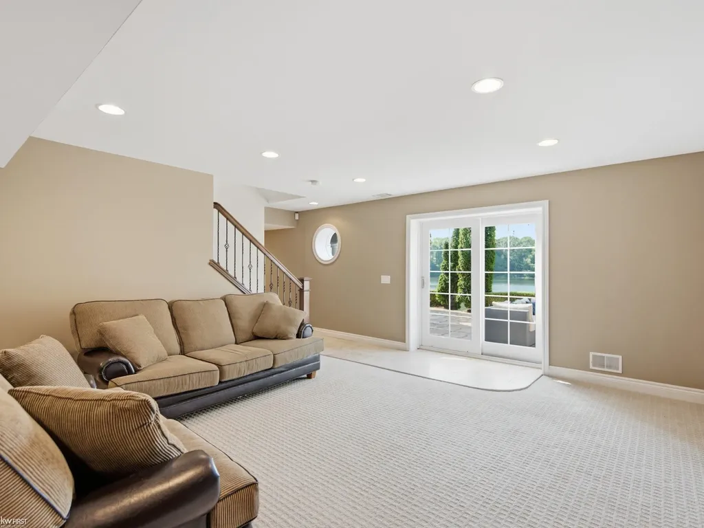 7511 Greene Haven Drive Independence Charter Township MI 48348