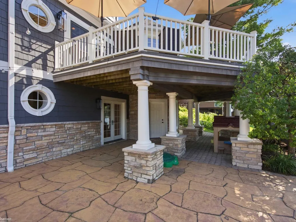 7511 Greene Haven Drive Independence Charter Township MI 48348