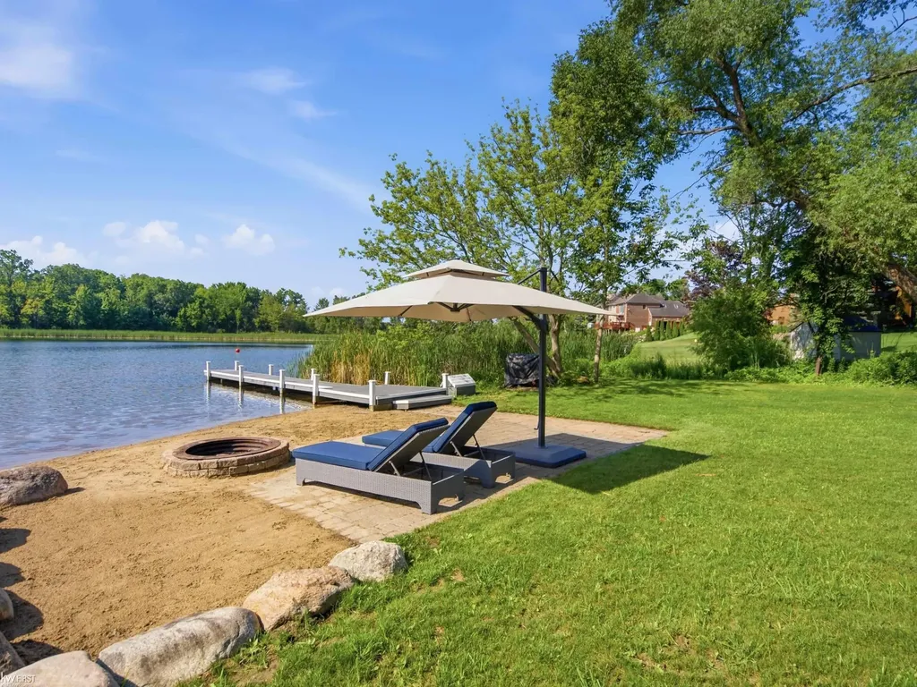 7511 Greene Haven Drive Independence Charter Township MI 48348