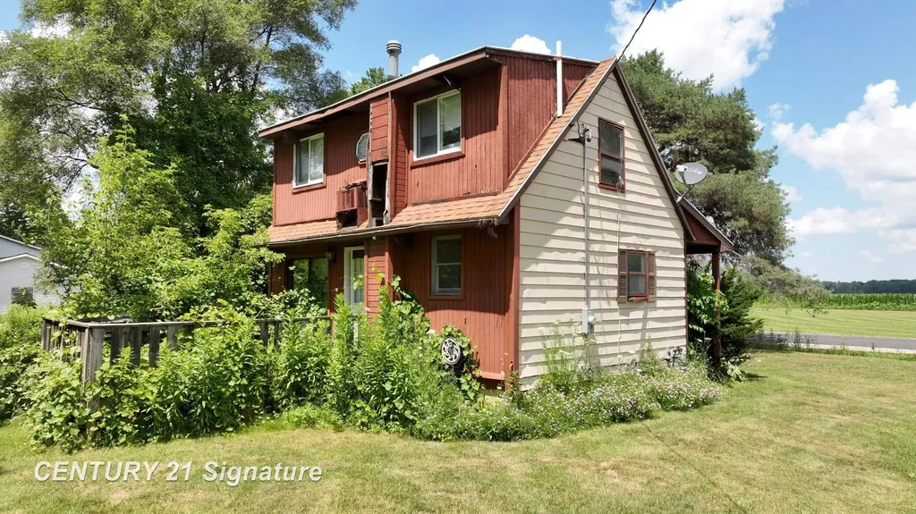 3349 W Lake Road Vienna Charter Township MI 48420