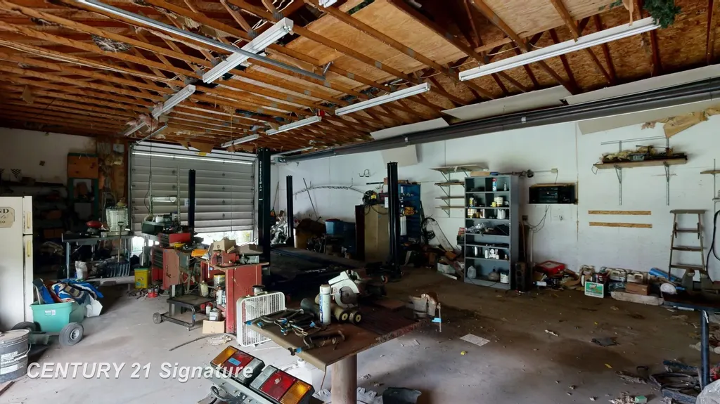 3349 W Lake Road Vienna Charter Township MI 48420