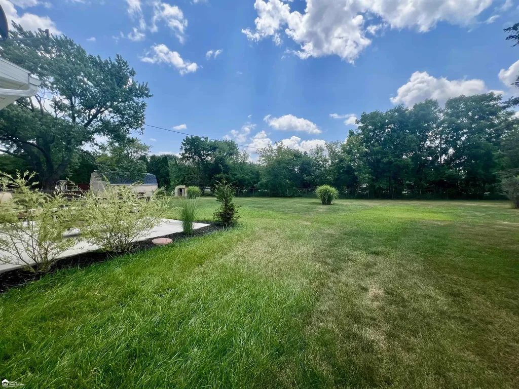 1173 Highgate Drive Flint Charter Township MI 48507