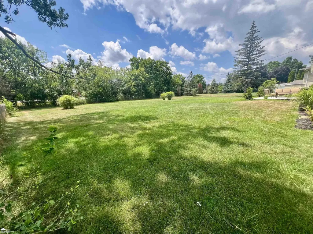 1173 Highgate Drive Flint Charter Township MI 48507