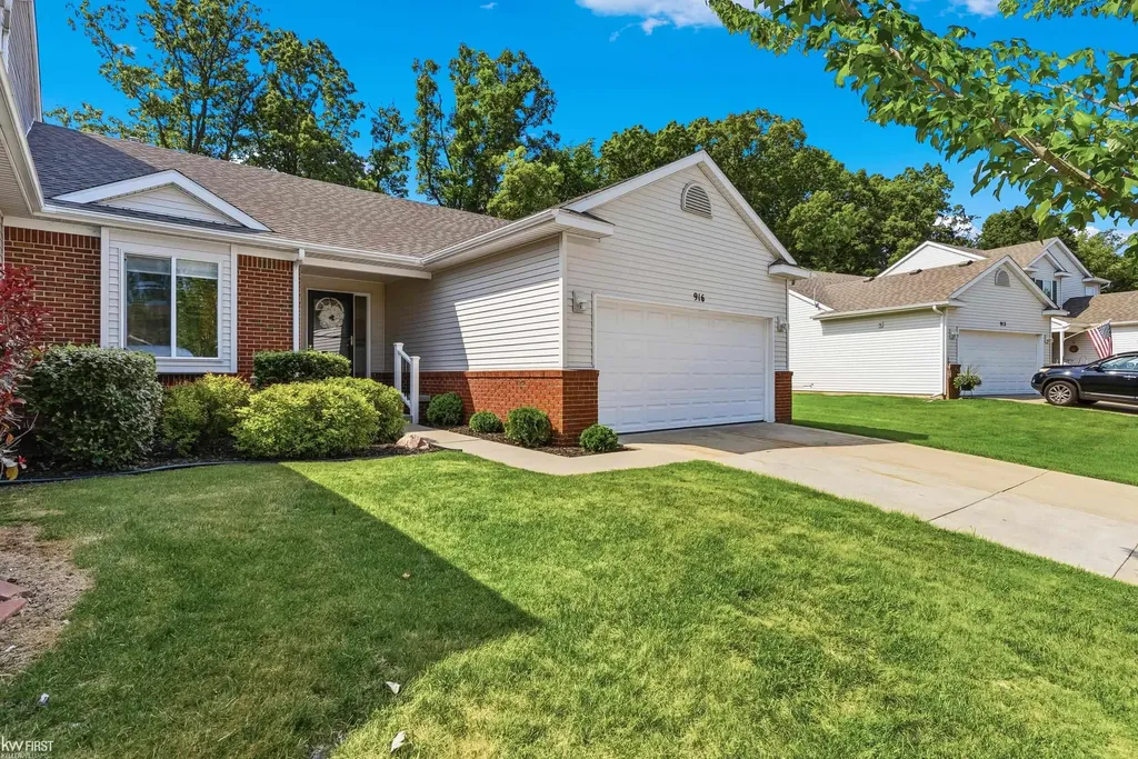 916 Spirea Drive Marion Township MI 48843