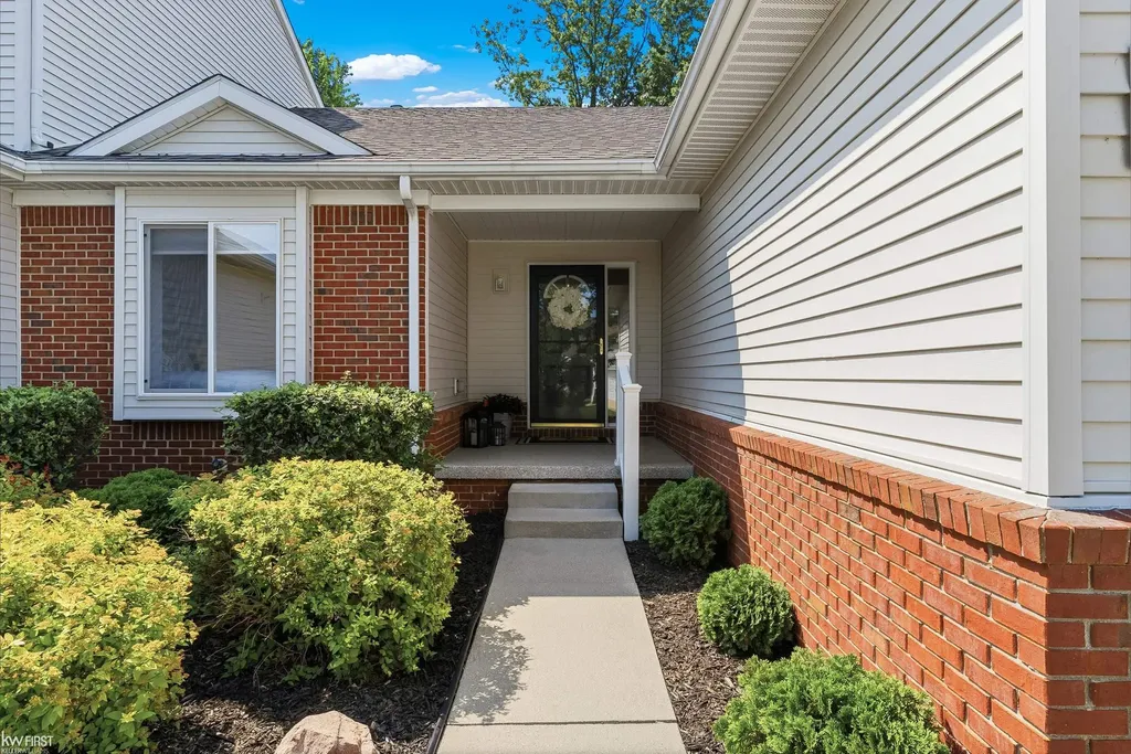 916 Spirea Drive Marion Township MI 48843