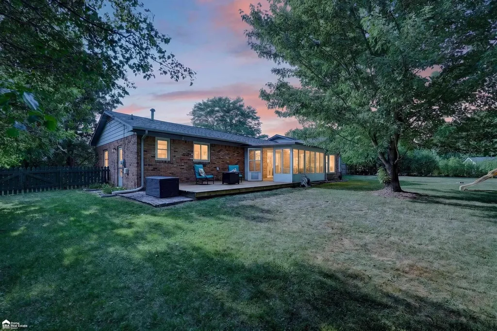 1392 Wagon Wheel Circle Grand Blanc Charter Township MI 48439