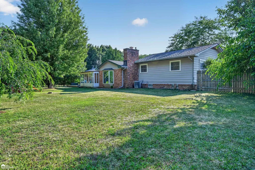 1392 Wagon Wheel Circle Grand Blanc Charter Township MI 48439