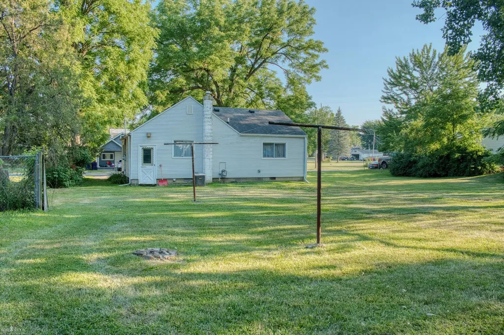 315 E Williams Street Corunna City MI 48817