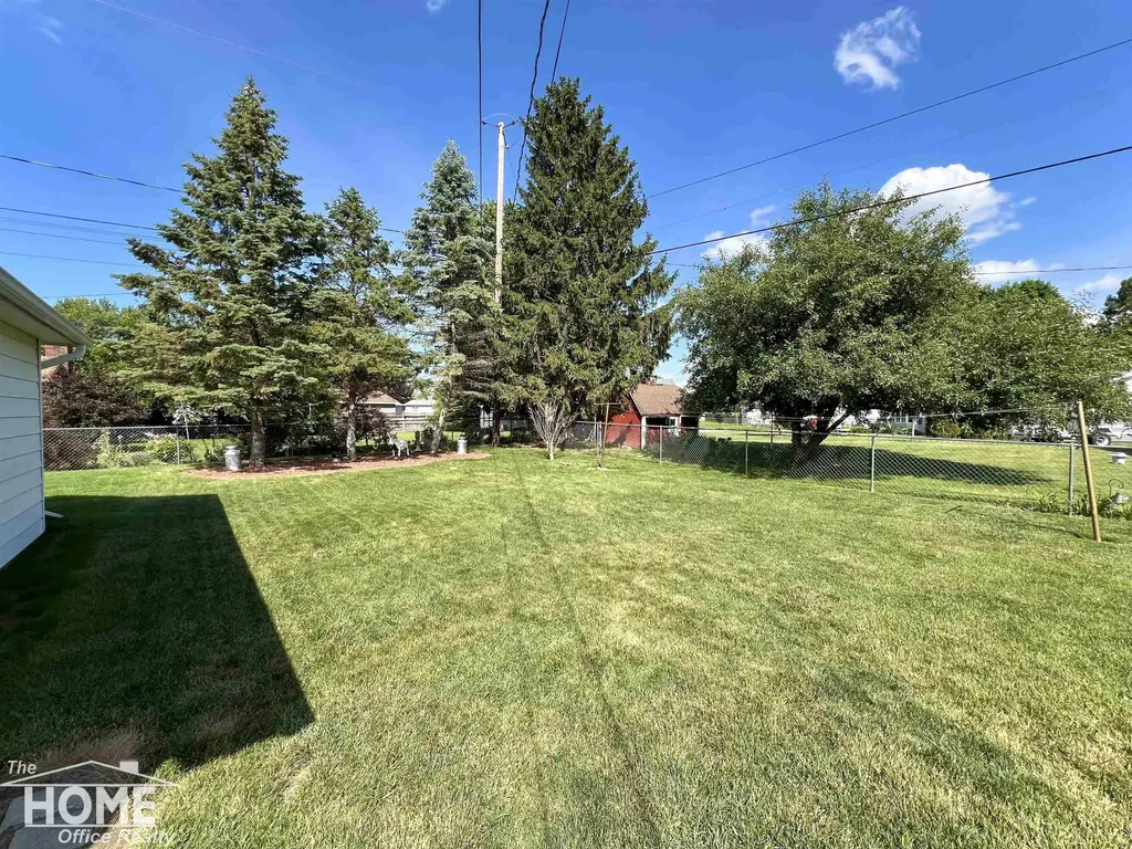 809 Moore Street Owosso City MI 48867