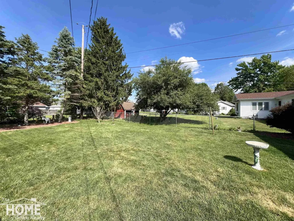 809 Moore Street Owosso City MI 48867