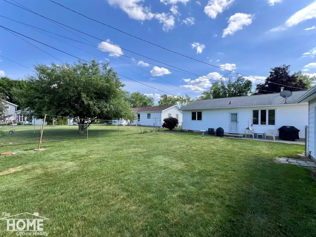 809 Moore Street Owosso City MI 48867