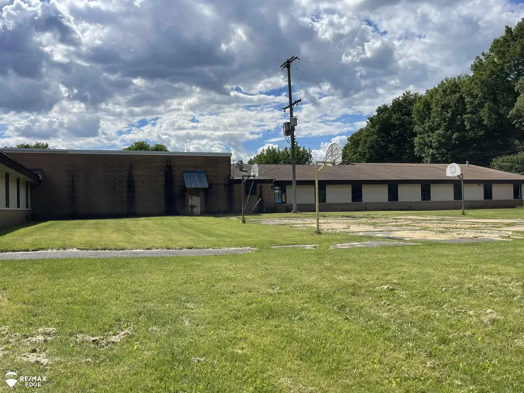 8254 N Gale Road Richfield Township MI 48463