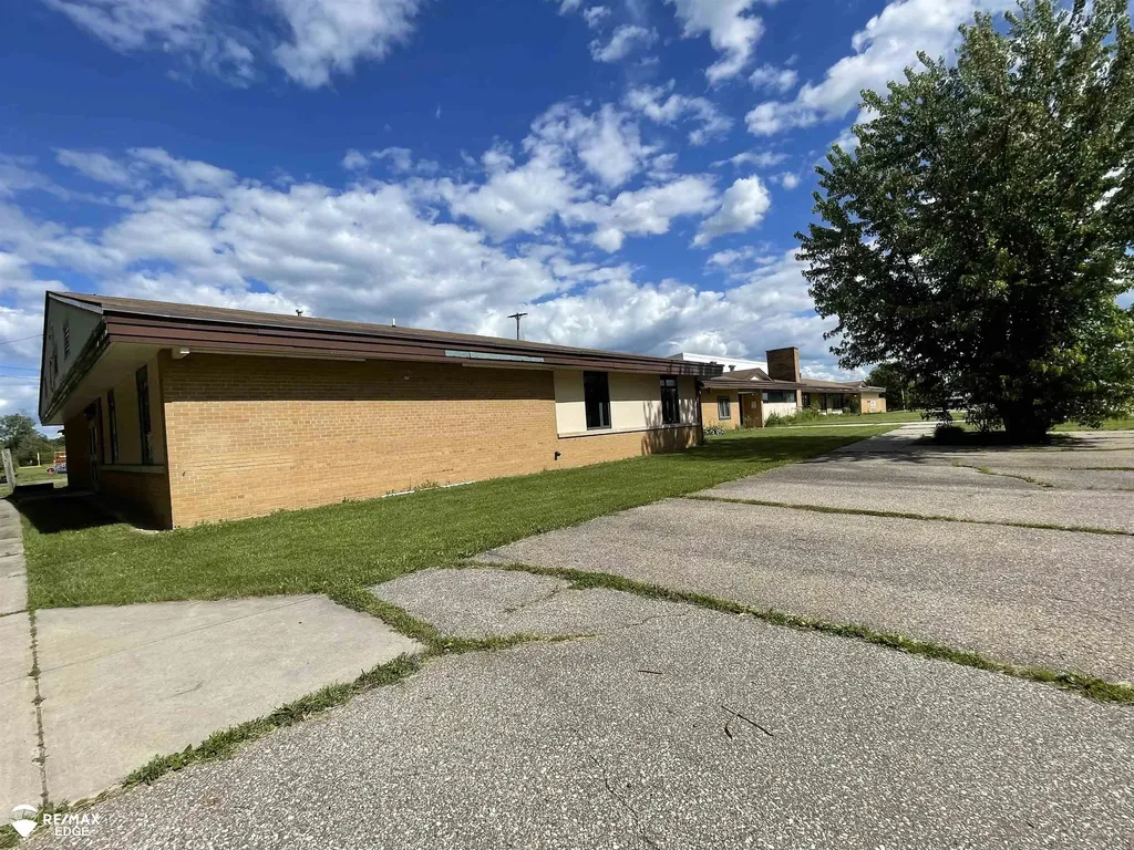 8254 N Gale Road Richfield Township MI 48463