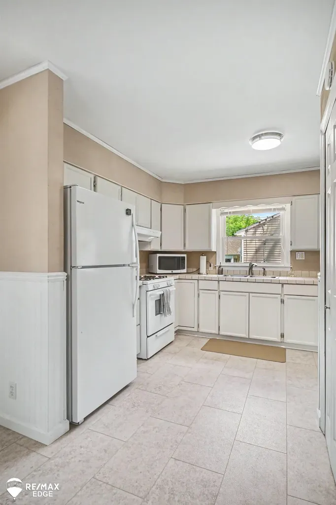 408 Wisler Street Davison City MI 48423