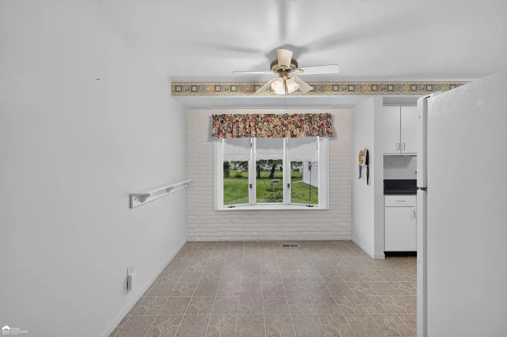 1442 Kettering Avenue Burton City MI 48509