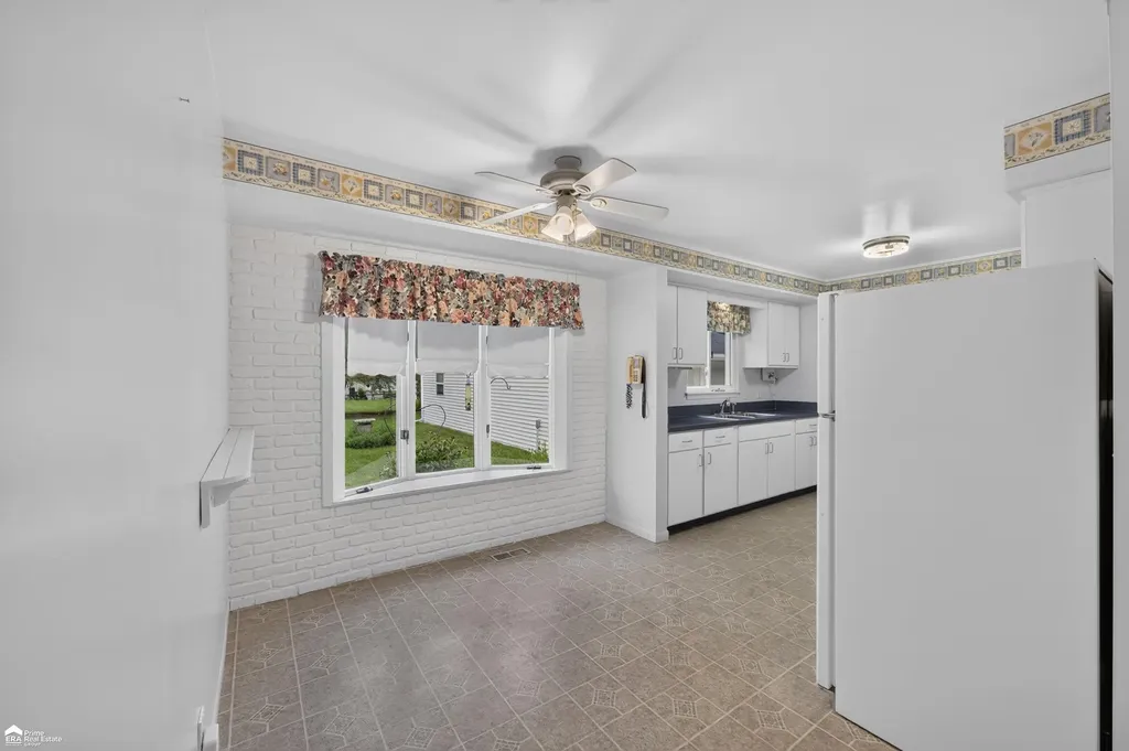 1442 Kettering Avenue Burton City MI 48509