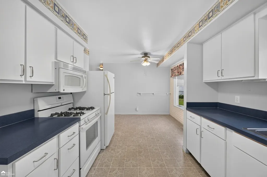 1442 Kettering Avenue Burton City MI 48509