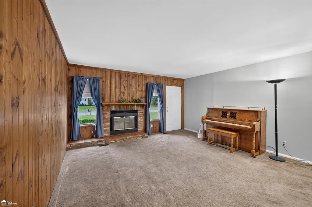 1442 Kettering Avenue Burton City MI 48509