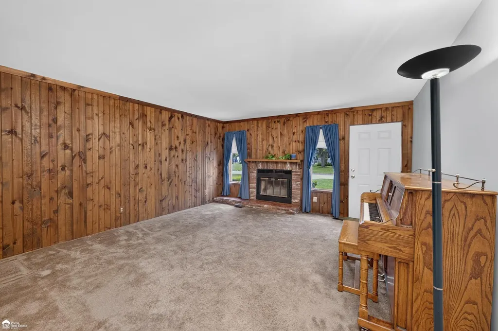 1442 Kettering Avenue Burton City MI 48509