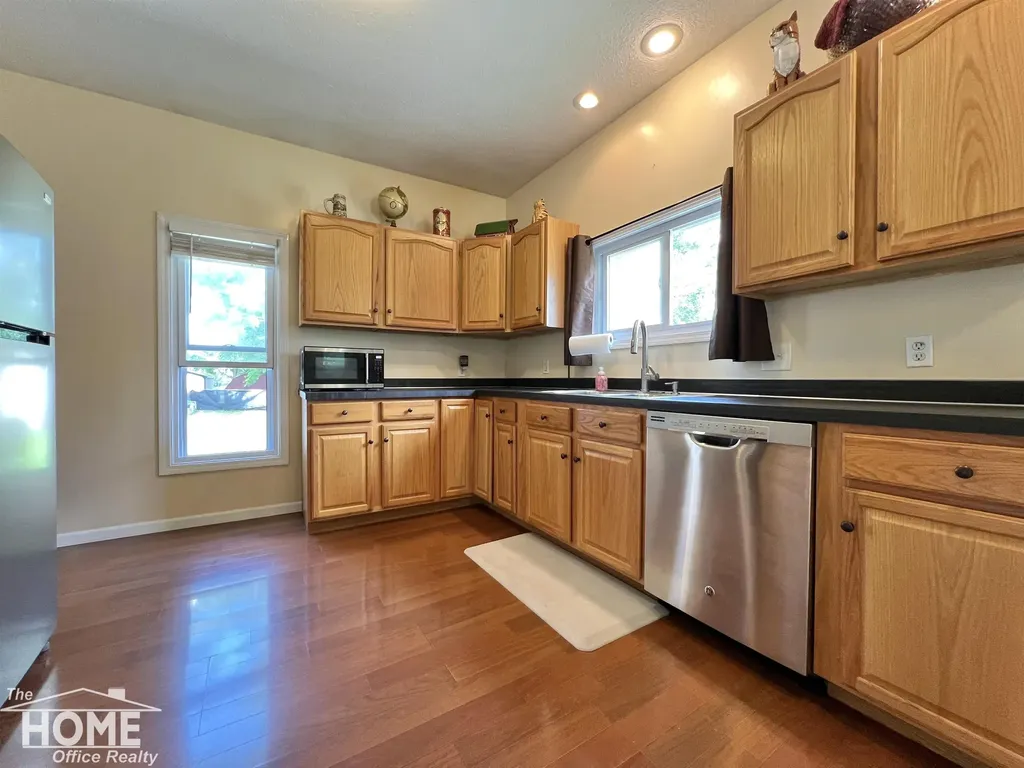 110 W Perry Street Durand City MI 48429