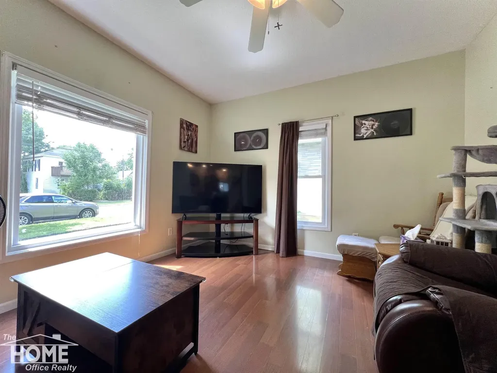 110 W Perry Street Durand City MI 48429