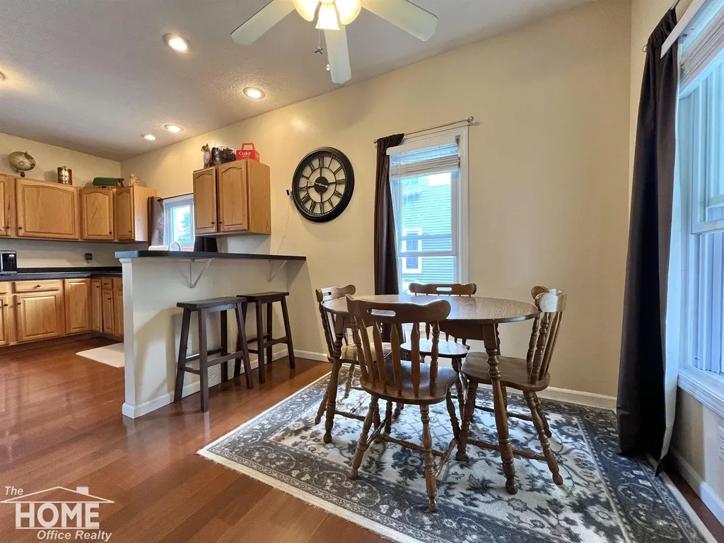 110 W Perry Street Durand City MI 48429
