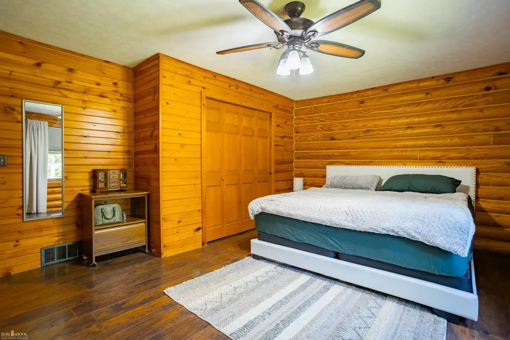 7366 Simpson Road Middlebury Township MI 48866