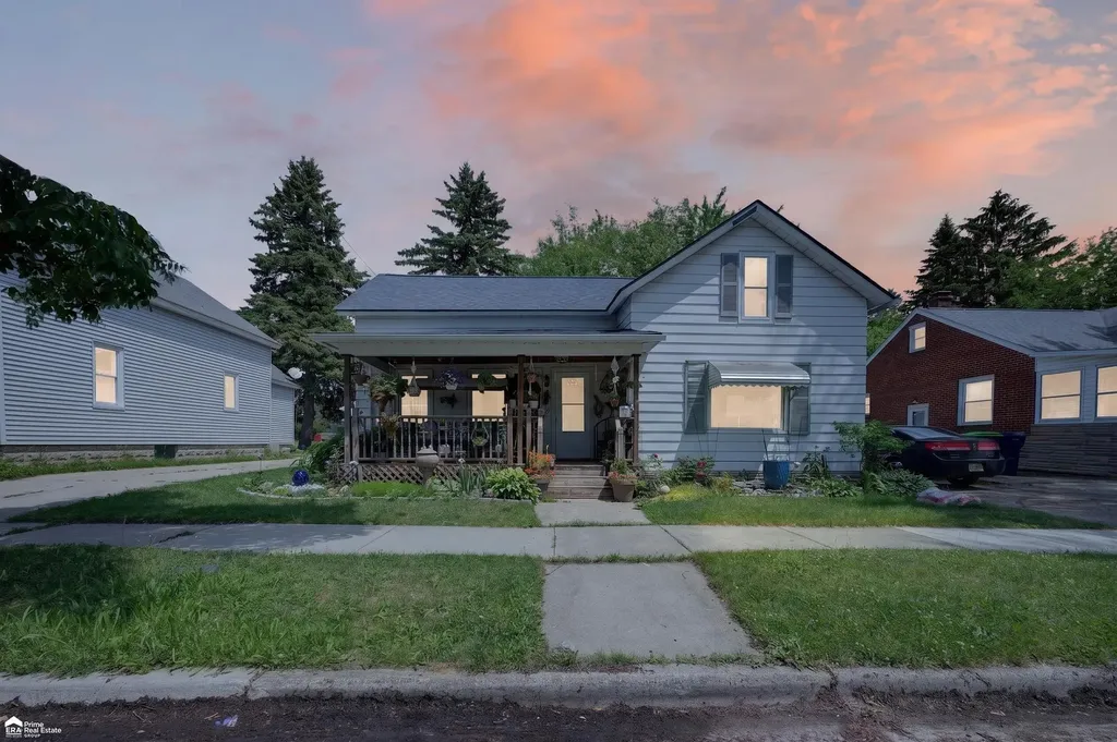 1409 Stanton Street Bay City City MI 48708